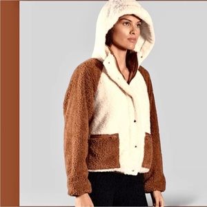 NWT PLUSH X REVOLVE TEDDY SHERPA JACKET WITH DETACHABLE HOOD M